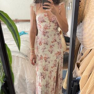 Flynn Skye Floral maxi dress. Worn once.